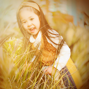 张伊蔓资料,张伊蔓最新歌曲,张伊蔓MV视频,张伊蔓音乐专辑,张伊蔓好听的歌