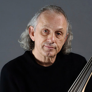 David Friesen资料,David Friesen最新歌曲,David FriesenMV视频,David Friesen音乐专辑,David Friesen好听的歌