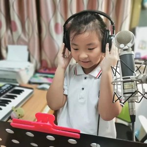 张雅馨资料,张雅馨最新歌曲,张雅馨MV视频,张雅馨音乐专辑,张雅馨好听的歌