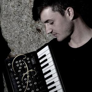 Tomas Crow资料,Tomas Crow最新歌曲,Tomas CrowMV视频,Tomas Crow音乐专辑,Tomas Crow好听的歌