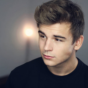 Moritz Garth资料,Moritz Garth最新歌曲,Moritz GarthMV视频,Moritz Garth音乐专辑,Moritz Garth好听的歌