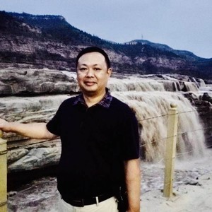 黄燕资料,黄燕最新歌曲,黄燕MV视频,黄燕音乐专辑,黄燕好听的歌