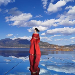 小小资料,小小最新歌曲,小小MV视频,小小音乐专辑,小小好听的歌