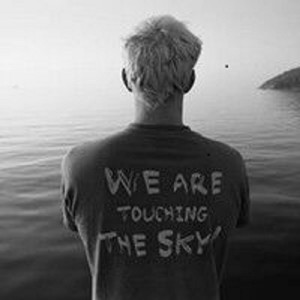 中二爱轰趴资料,中二爱轰趴最新歌曲,中二爱轰趴MV视频,中二爱轰趴音乐专辑,中二爱轰趴好听的歌