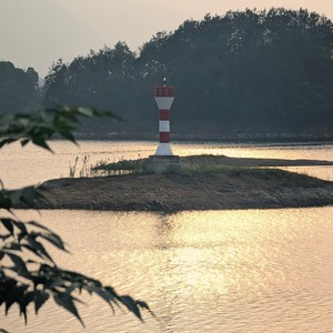 偶尔资料,偶尔最新歌曲,偶尔MV视频,偶尔音乐专辑,偶尔好听的歌