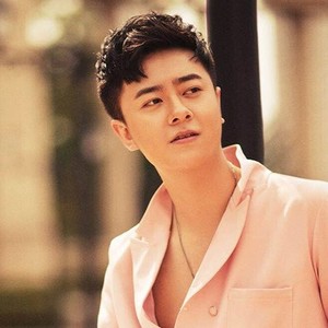 高火火资料,高火火最新歌曲,高火火MV视频,高火火音乐专辑,高火火好听的歌