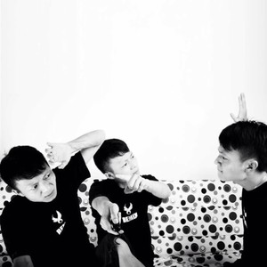 郑文奇资料,郑文奇最新歌曲,郑文奇MV视频,郑文奇音乐专辑,郑文奇好听的歌