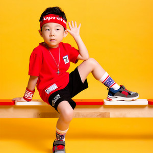 张梓伦资料,张梓伦最新歌曲,张梓伦MV视频,张梓伦音乐专辑,张梓伦好听的歌