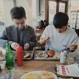 Royal Dive资料,Royal Dive最新歌曲,Royal DiveMV视频,Royal Dive音乐专辑,Royal Dive好听的歌