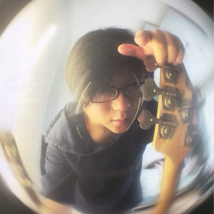 许笑荣资料,许笑荣最新歌曲,许笑荣MV视频,许笑荣音乐专辑,许笑荣好听的歌