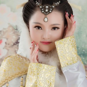 周湘资料,周湘最新歌曲,周湘MV视频,周湘音乐专辑,周湘好听的歌