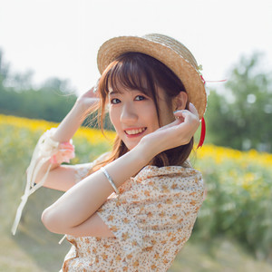 小蓝资料,小蓝最新歌曲,小蓝MV视频,小蓝音乐专辑,小蓝好听的歌