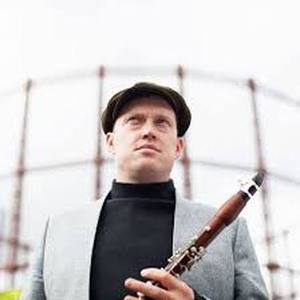 Adrian Cox资料,Adrian Cox最新歌曲,Adrian CoxMV视频,Adrian Cox音乐专辑,Adrian Cox好听的歌