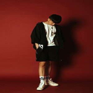 小抠脚资料,小抠脚最新歌曲,小抠脚MV视频,小抠脚音乐专辑,小抠脚好听的歌