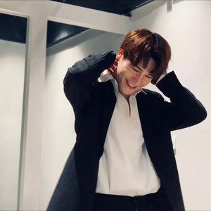 东辰资料,东辰最新歌曲,东辰MV视频,东辰音乐专辑,东辰好听的歌