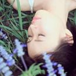 依娜资料,依娜最新歌曲,依娜MV视频,依娜音乐专辑,依娜好听的歌