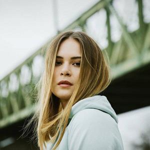 Mathea资料,Mathea最新歌曲,MatheaMV视频,Mathea音乐专辑,Mathea好听的歌