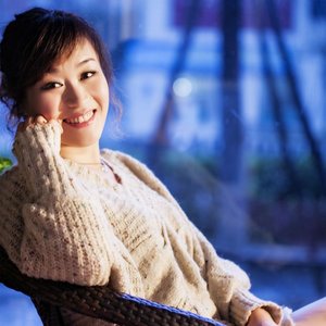 曾妮资料,曾妮最新歌曲,曾妮MV视频,曾妮音乐专辑,曾妮好听的歌