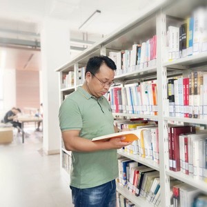 周皓然资料,周皓然最新歌曲,周皓然MV视频,周皓然音乐专辑,周皓然好听的歌