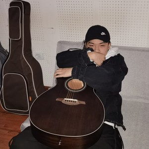 张华资料,张华最新歌曲,张华MV视频,张华音乐专辑,张华好听的歌