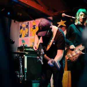 Sledding With Tigers资料,Sledding With Tigers最新歌曲,Sledding With TigersMV视频,Sledding With Tigers音乐专辑,Sledding With Tigers好听的歌