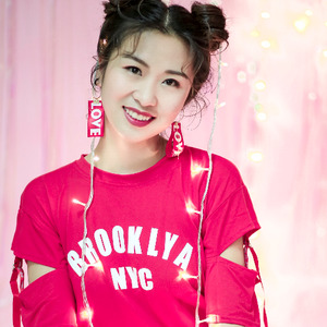 左灿灿资料,左灿灿最新歌曲,左灿灿MV视频,左灿灿音乐专辑,左灿灿好听的歌