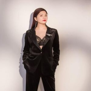 陈爱资料,陈爱最新歌曲,陈爱MV视频,陈爱音乐专辑,陈爱好听的歌