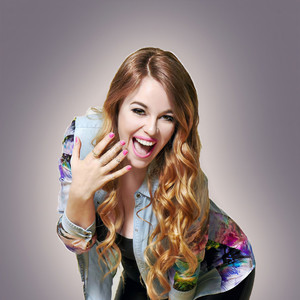 Lily Elise资料,Lily Elise最新歌曲,Lily EliseMV视频,Lily Elise音乐专辑,Lily Elise好听的歌