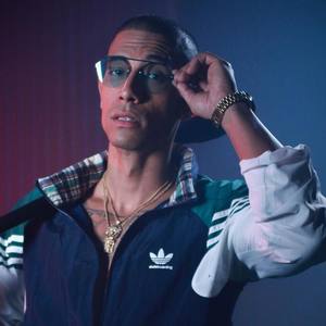 Ezzy Rose资料,Ezzy Rose最新歌曲,Ezzy RoseMV视频,Ezzy Rose音乐专辑,Ezzy Rose好听的歌