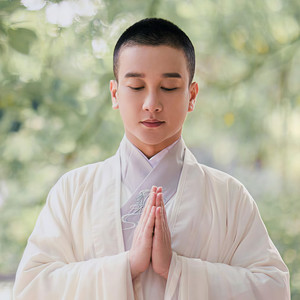 于雷贯耳资料,于雷贯耳最新歌曲,于雷贯耳MV视频,于雷贯耳音乐专辑,于雷贯耳好听的歌