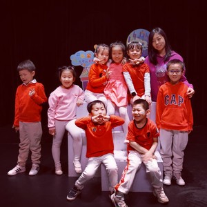 Maggie老师和云朵的孩子们资料,Maggie老师和云朵的孩子们最新歌曲,Maggie老师和云朵的孩子们MV视频,Maggie老师和云朵的孩子们音乐专辑,Maggie老师和云朵的孩子们好听的歌