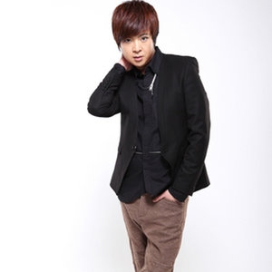 赵天翼资料,赵天翼最新歌曲,赵天翼MV视频,赵天翼音乐专辑,赵天翼好听的歌