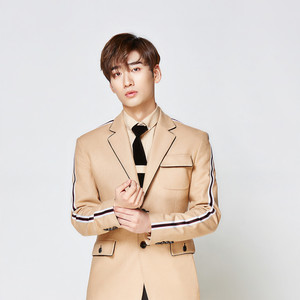 丰楚轩资料,丰楚轩最新歌曲,丰楚轩MV视频,丰楚轩音乐专辑,丰楚轩好听的歌