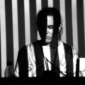 Nick León资料,Nick León最新歌曲,Nick LeónMV视频,Nick León音乐专辑,Nick León好听的歌