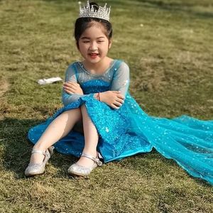 爸爸、妈妈，辛苦了