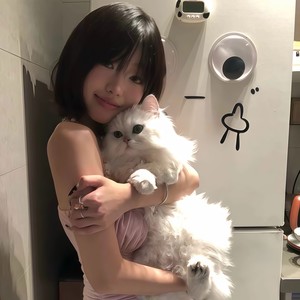 薇薇安Ww资料,薇薇安Ww最新歌曲,薇薇安WwMV视频,薇薇安Ww音乐专辑,薇薇安Ww好听的歌