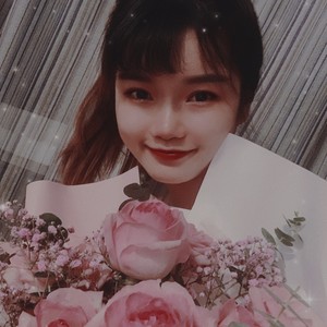 露露资料,露露最新歌曲,露露MV视频,露露音乐专辑,露露好听的歌