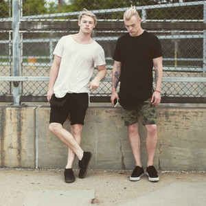 Milk N Cooks资料,Milk N Cooks最新歌曲,Milk N CooksMV视频,Milk N Cooks音乐专辑,Milk N Cooks好听的歌