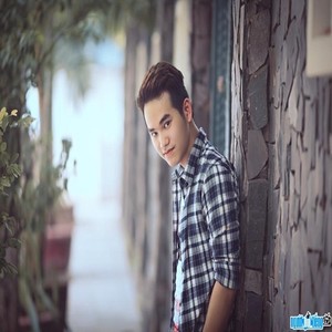 Khắc Hưng资料,Khắc Hưng最新歌曲,Khắc HưngMV视频,Khắc Hưng音乐专辑,Khắc Hưng好听的歌