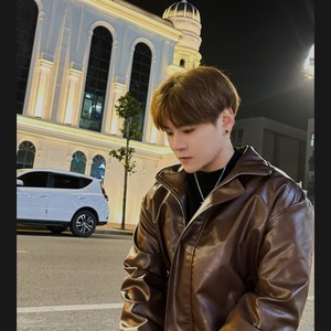 黄浩轩资料,黄浩轩最新歌曲,黄浩轩MV视频,黄浩轩音乐专辑,黄浩轩好听的歌