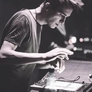 Blazej Malinowski资料,Blazej Malinowski最新歌曲,Blazej MalinowskiMV视频,Blazej Malinowski音乐专辑,Blazej Malinowski好听的歌