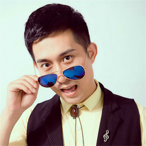 阿兵 - 乌溜溜(韧小草)