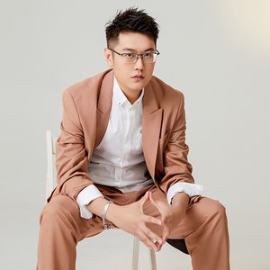 欧文浩资料,欧文浩最新歌曲,欧文浩MV视频,欧文浩音乐专辑,欧文浩好听的歌