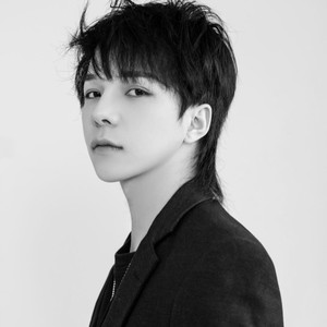 谭周瑞 - 请先说你好