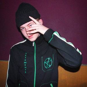 Weiland资料,Weiland最新歌曲,WeilandMV视频,Weiland音乐专辑,Weiland好听的歌
