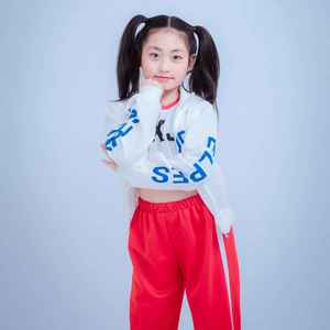 姜怡彤资料,姜怡彤最新歌曲,姜怡彤MV视频,姜怡彤音乐专辑,姜怡彤好听的歌