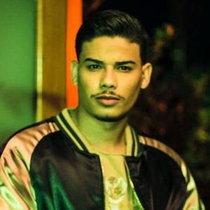 Léonne资料,Léonne最新歌曲,LéonneMV视频,Léonne音乐专辑,Léonne好听的歌
