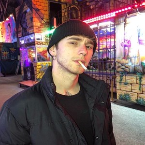 范勃资料,范勃最新歌曲,范勃MV视频,范勃音乐专辑,范勃好听的歌