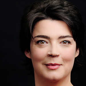 Hilary Summers资料,Hilary Summers最新歌曲,Hilary SummersMV视频,Hilary Summers音乐专辑,Hilary Summers好听的歌