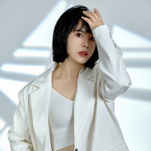 梁斯羽资料,梁斯羽最新歌曲,梁斯羽MV视频,梁斯羽音乐专辑,梁斯羽好听的歌